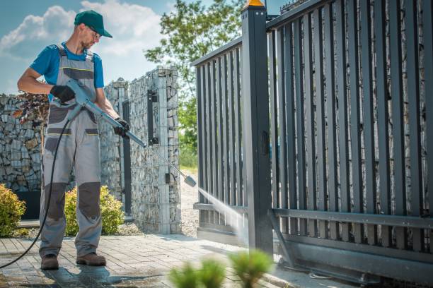 Best Gas Station Cleaning  in Flatonia, TX